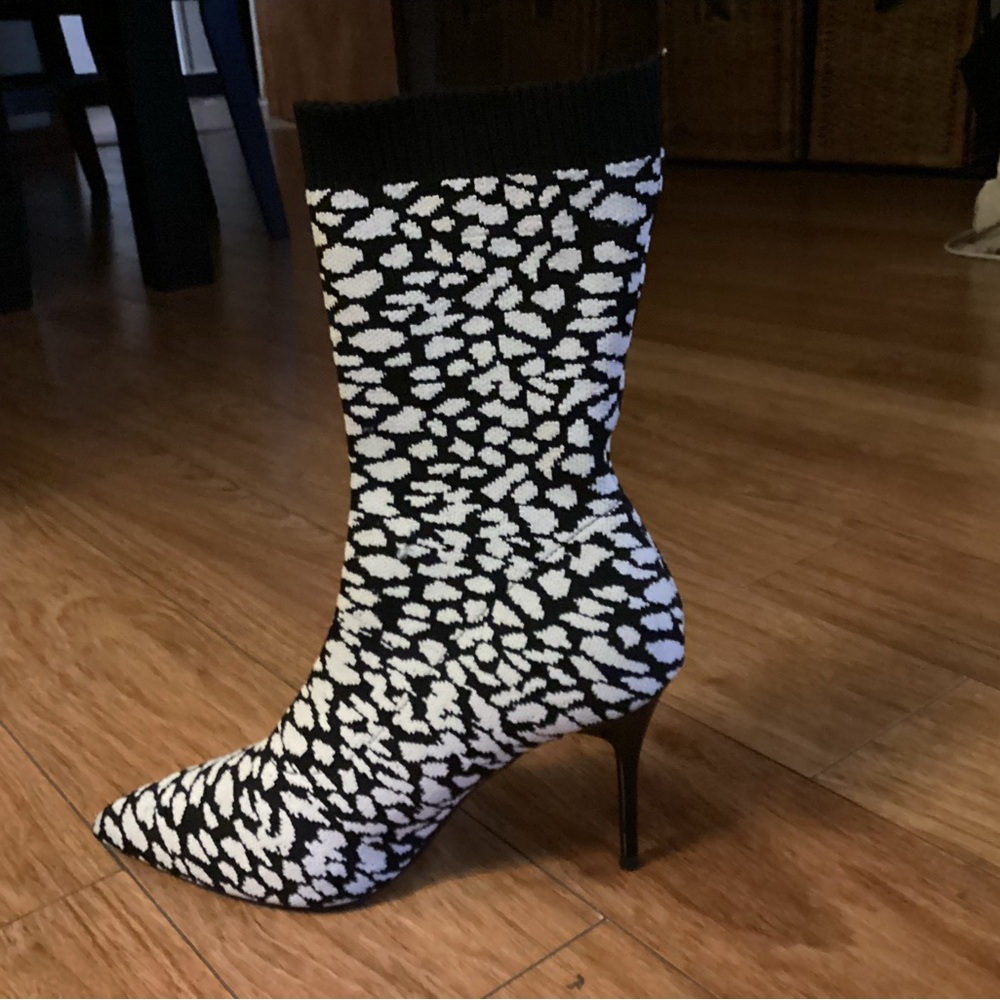 Funky Sexy Fun Fashion Stiletto Knit Stretch Sox Boots Size 38 Euro 7.5 USA